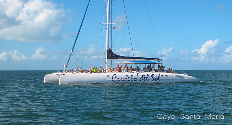 Cayos Catamaran Cruise